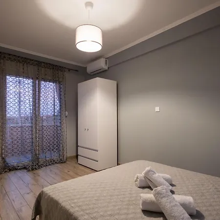 γιώργος και εύα Apartamento Karianí