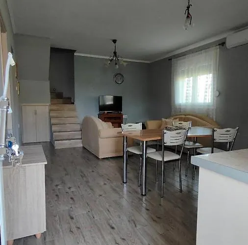 γιώργος και εύα Daire Karianí